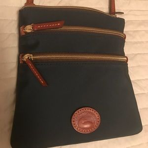 Dooney & Bourke North South Triple Zip in Navy